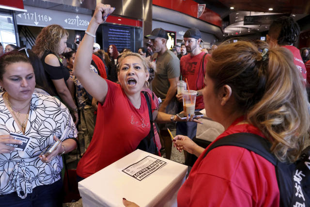 Las Vegas hospitality workers on the brink of strike following