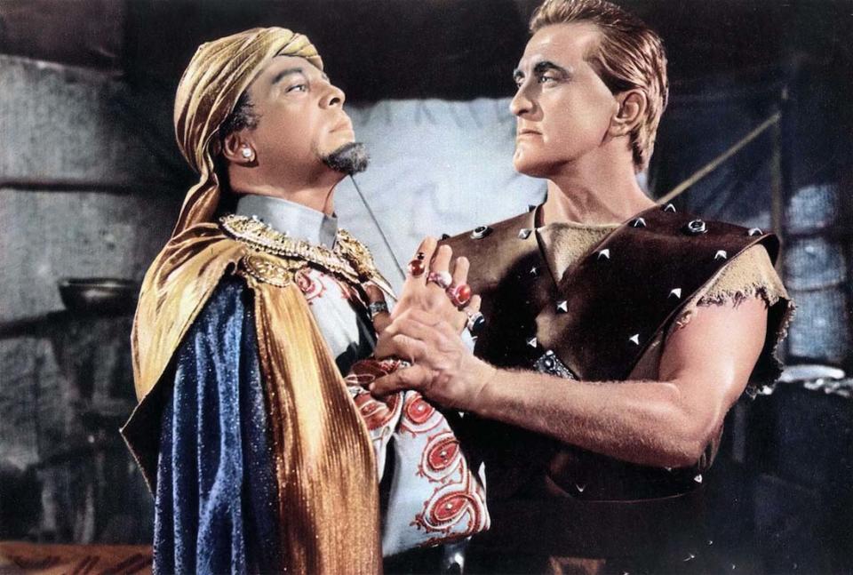 <p>En 1960, Kirk Douglas signe une nouvelle collaboration avec Stanley Kubrick et obtient le rôle le plus marquant de sa carrière : celui de l’esclave devenu meneur de tout un peuple contre l’empire romain.</p><br>