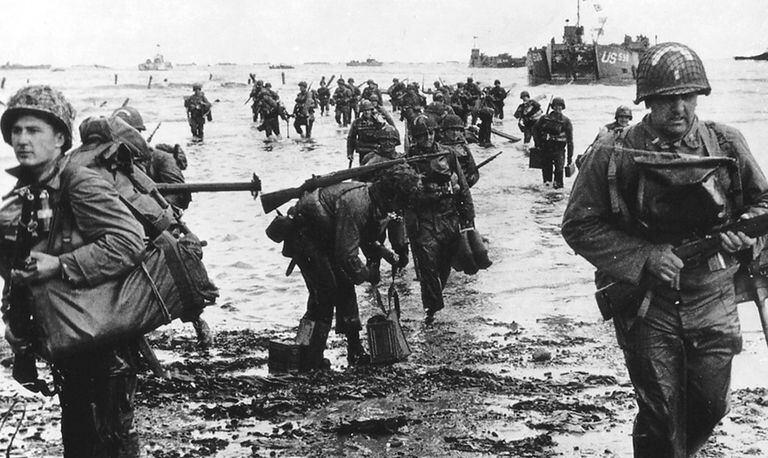 El 6 de junio de 1944, soldados aliados acudieron a las playas de Normandía para D-Day: un argentino estuvo presente y un libro lo revela