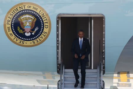 U.S. President Barack Obama arrives at Hangzhou Xiaoshan international airport before the G20 Summit in Hangzhou, Zhejiang province, China September 3, 2016. REUTERS/Damir Sagolj