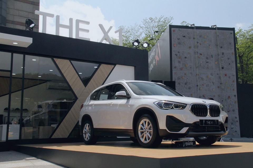 bmw-x1-185