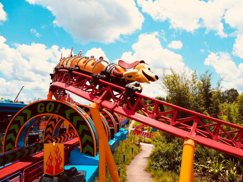 slinky dog dash at hollywood studios disney world