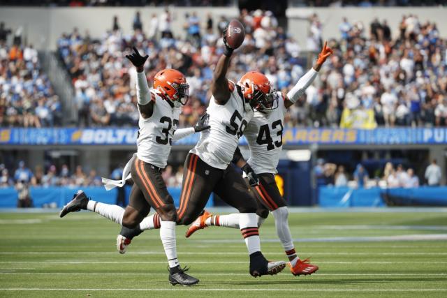 Cleveland Browns free safety John Johnson (43) celebrates with