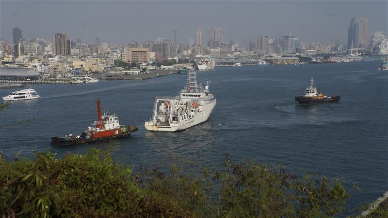 高雄港外海2月間曾發現女浮屍，後來證實是越籍女子為了找丈不惜偷渡，最後卻命喪大海。（示意圖／中央社）