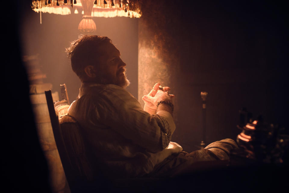 Programme Name: Peaky Blinders VI - TX: n/a - Episode: Ep 2 (No. 2) - Picture Shows:  Alfie Solomons (TOM HARDY) - (C) Caryn Mandabach Productions Ltd. - Photographer: Matt Squire