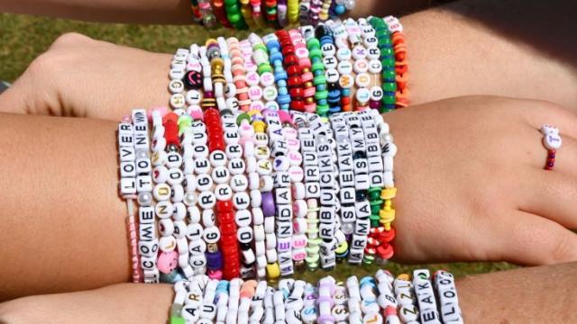 Make the Friendship Bracelets for Taylor Swift's Eras Tour