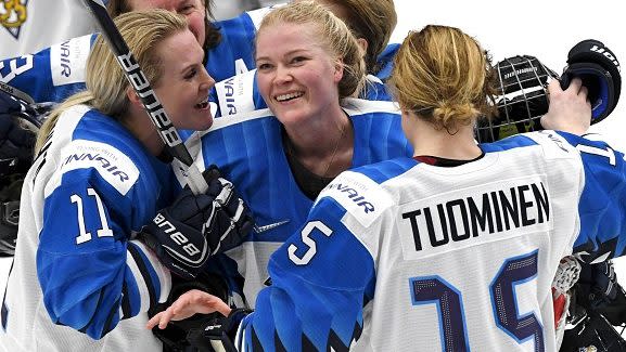 Noora Räty, Finland's star goalie, announces national team retirement