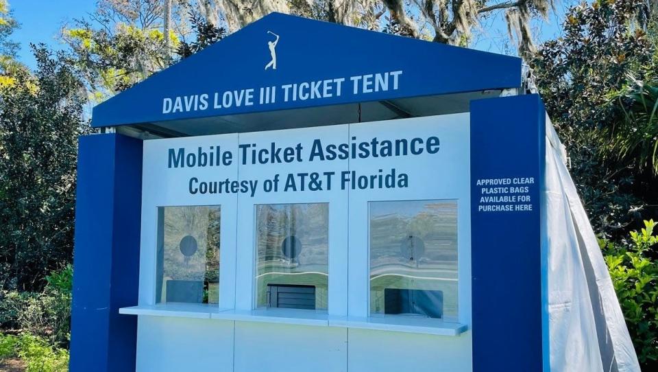 Booths with volunteers will be manned at The Players Championship to help fans with their mobile ticketing.