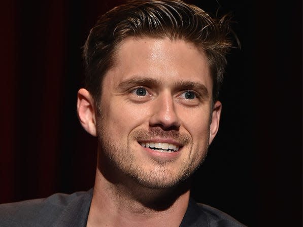 aaron tveit gossip girl