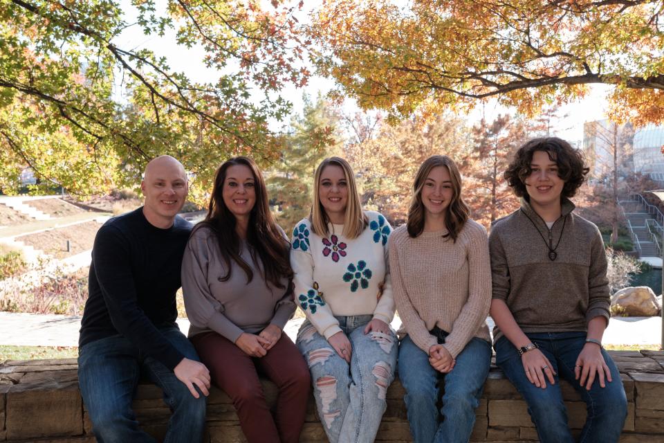 This photo shows the Borchardt immediate family: from left to right, Dusty, the father; Melissa, the mother; Darian, an older daughter; Sydney, the younger daughter; and Evan, son.