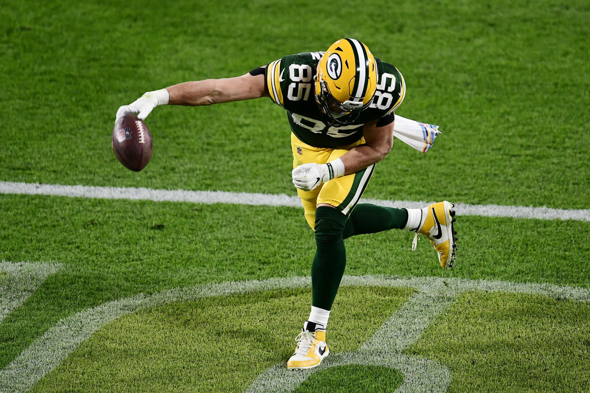 Rodgers, Tonyan lead Packers to 30-16 victory over Falcons