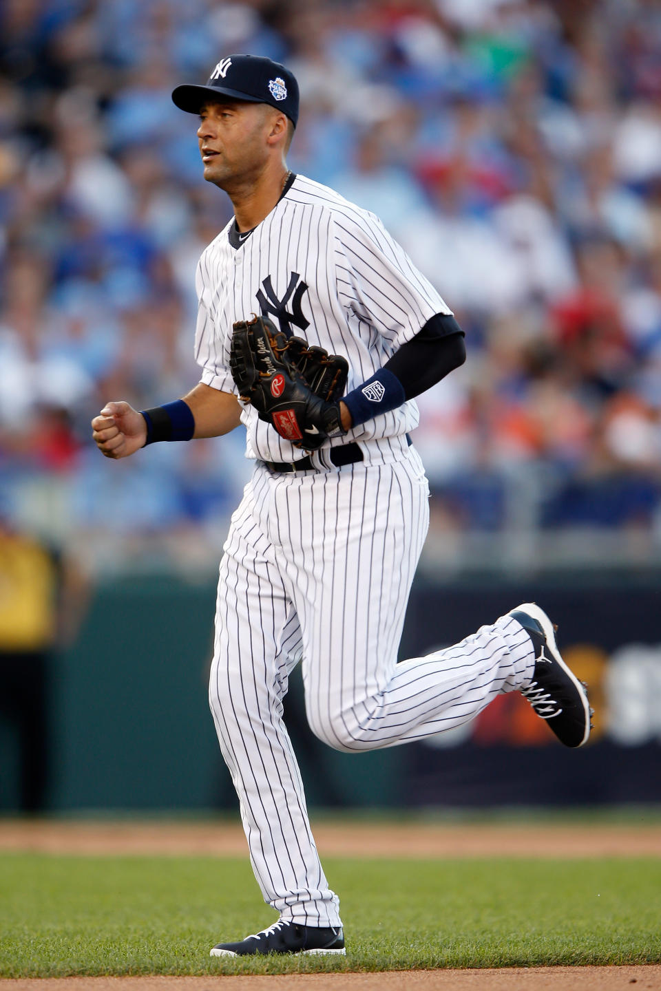 KANSAS CITY, MO - JULY 10: American League All-Star Derek Jeter #2 of the New York Yankees runs back to the dugout after the first inning during the 83rd MLB All-Star Game at Kauffman Stadium on July 10, 2012 in Kansas City, Missouri. (Photo by Jamie Squire/Getty Images)