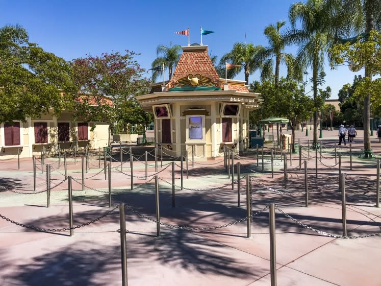 ANAHEIM, CA - SEPTEMBER 30: Stanchions that normally direct long lines remain empty at the Disneyland Park ticket booth while Disneyland remains closed on Wednesday, Sept. 30, 2020 in Anaheim, CA. After suffering losses for months due to Gov. Newsom's mandatory coronavirus shut-down, Disney says it will lay off 28,000 employees across its parks, experiences and consumer products segment.(Allen J. Schaben / Los Angeles Times)