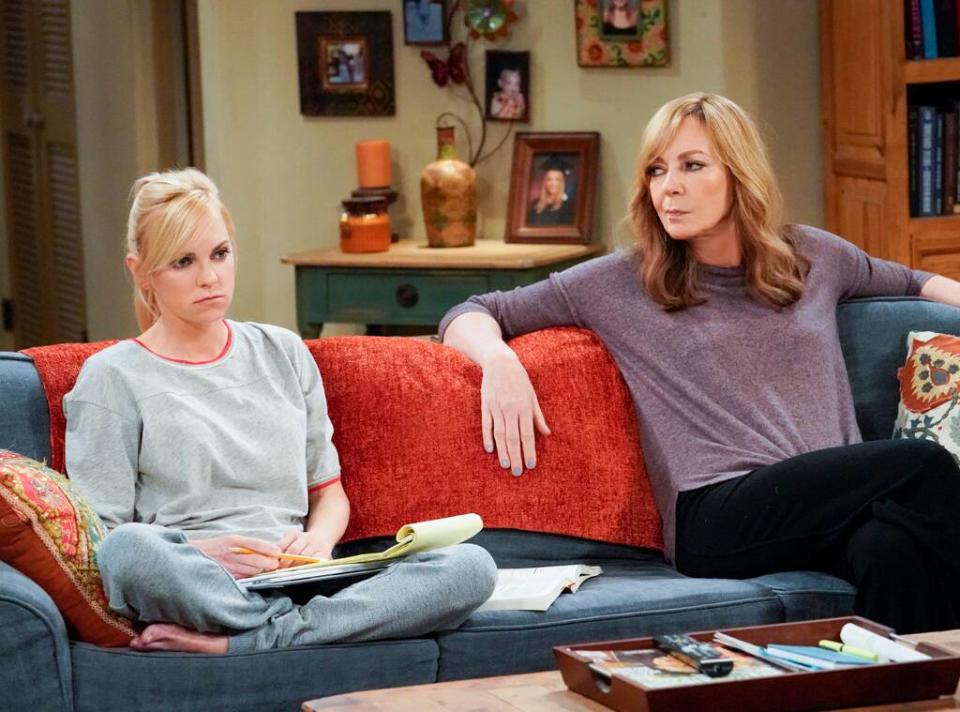 Mom, The Show, Anna Faris, Allison Janney