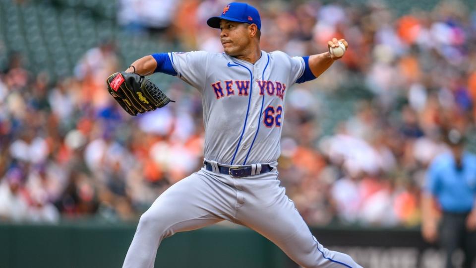 New York Mets starting pitcher Jose Quintana (62) throws a pitch during the second inning against the Baltimore Orioles at Oriole Park.