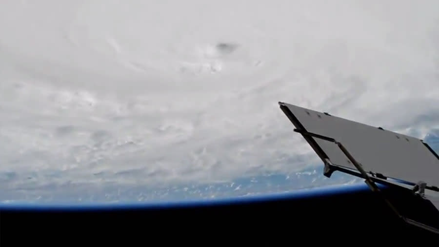 NASA Sees Powerful Hurricane Matthew from Space (Video)