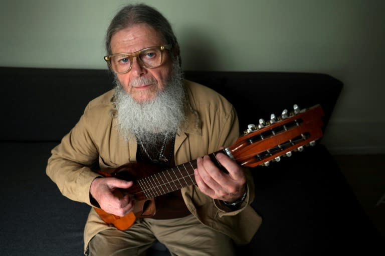 El músico, compositor y productor argentino Gustavo Santaolalla, entrevistado por la AFP en Madrid el 3 de junio de 2024 (Pierre-Philippe Marcou)