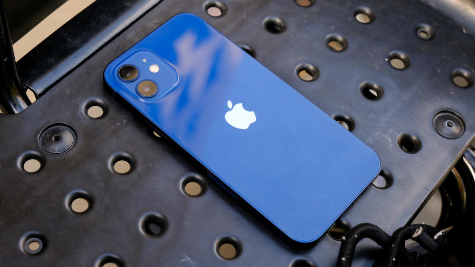 Apple iPhone 12 and 12 Pro review photos