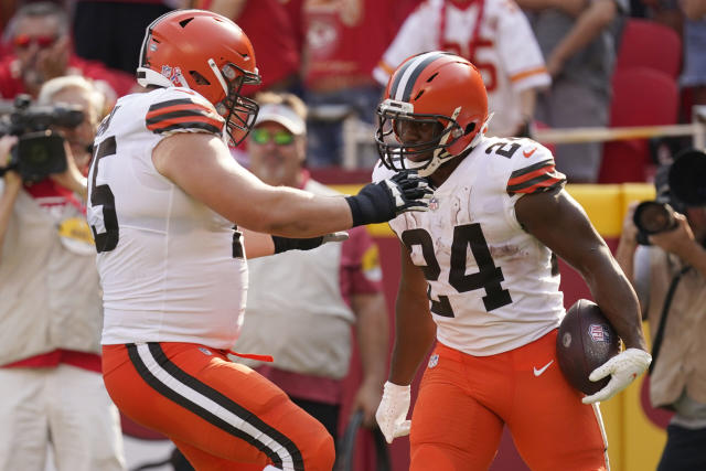 Browns players elect 5 players as captains, individual game