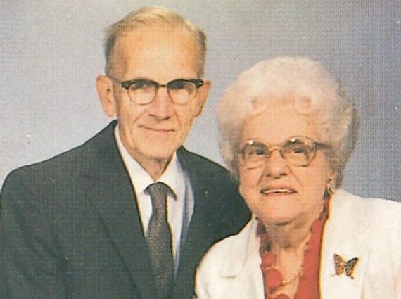 Harry and Donna Day are shown in this photograph from the Green Camp Baptist Church directory published by Olan Mills.