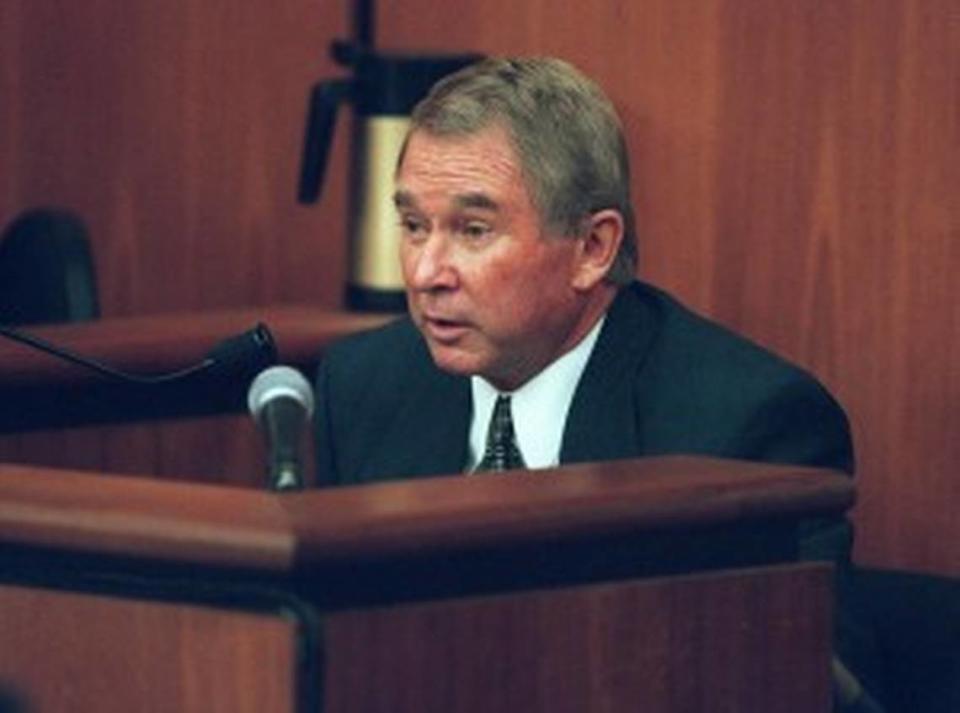 Charlotte Hornets owner George Shinn testifies regarding a Sept., 1997 sexual encounter with Leslie Price at his Tega Cay home Wednesday, Dec. 8, 1999, in Columbia, S.C. Price is suing Shinn, accusing him of sexually assaulting her. She says Shinn lured her to the home by saying they would meet an attorney who could help her with her divorce.