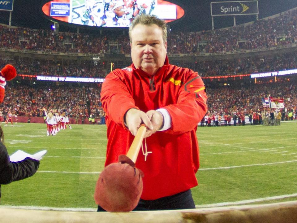 eric stonestreet kc chiefs fan