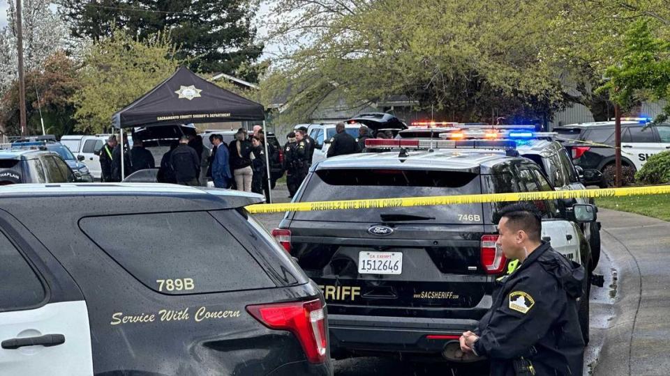 Deputies and investigators work at the scene of an officer-involved shooting on Saturday, March 23, 2024, in Rio Linda. A 36-year-old man with a knife was shot and killed by deputies during a mental health crisis call. Daniel Hunt/dhunt@sacbee.com