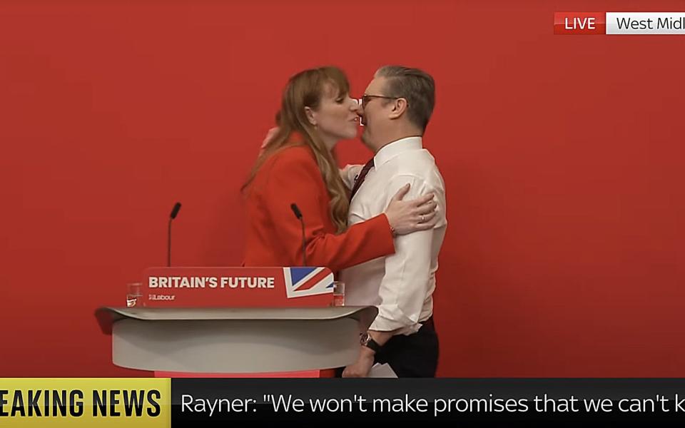 Angela Rayner welcomes Sir Keir Starmer to the stage in Dudley this morning