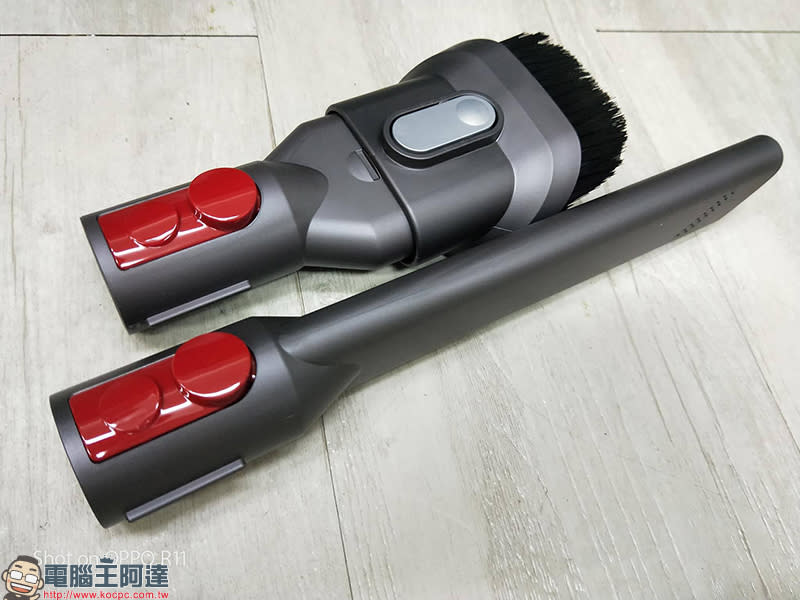 Dyson V8 Absolute+ 開箱！給你無線輕巧、強勁吸力！