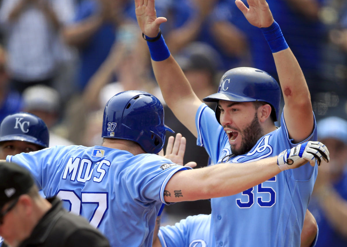 Young Royals fan has simple request for Eric Hosmer's free agency