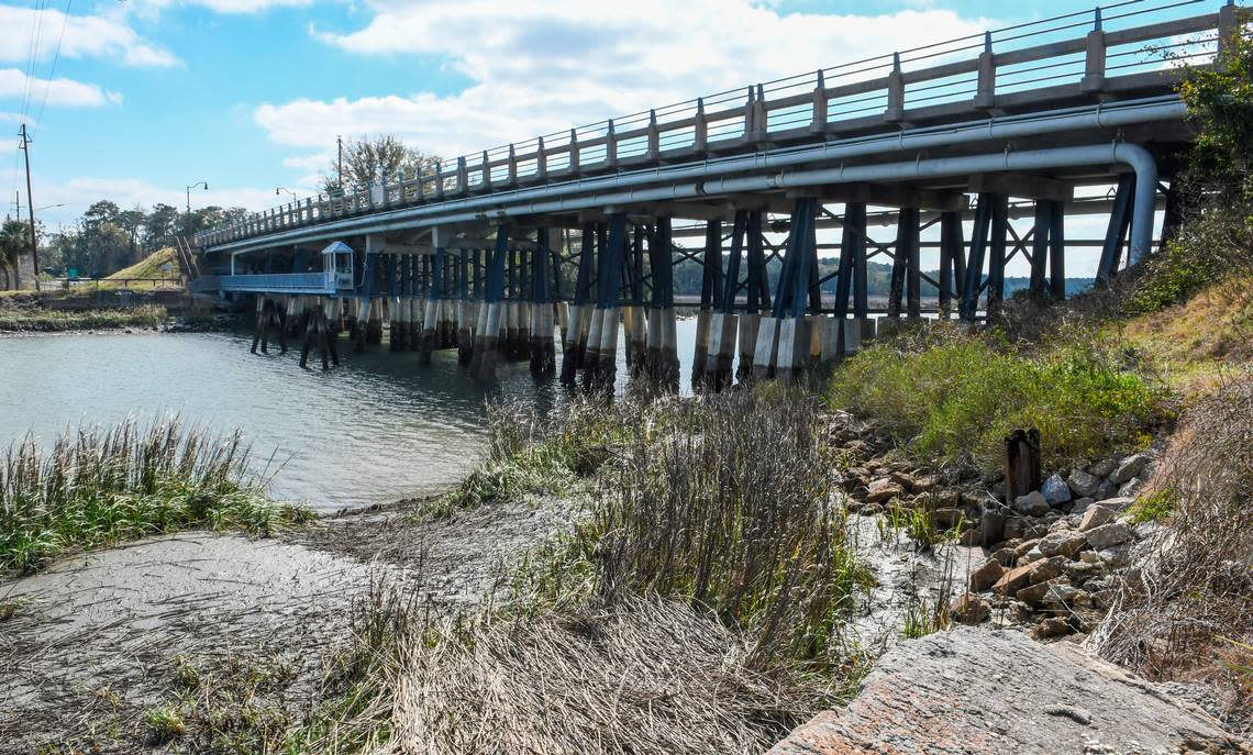 Pictured is R.C. Berkeley Bridge as seen on Friday, Feb. 21, 2020, that connects Port Royal Island to the Marine Corps Recruit Depot, carrying vehicles over Archers Creek. According to police reports, a boat carrying a group of intoxicated young adults in the early morning hours of Jan. 24, 2019, with heavy fog, struck the pilings of the narrow opening that killed Mallory Beach, 19, after she was thrown from the boat. Drew Martin/dmartin@islandpacket.com
