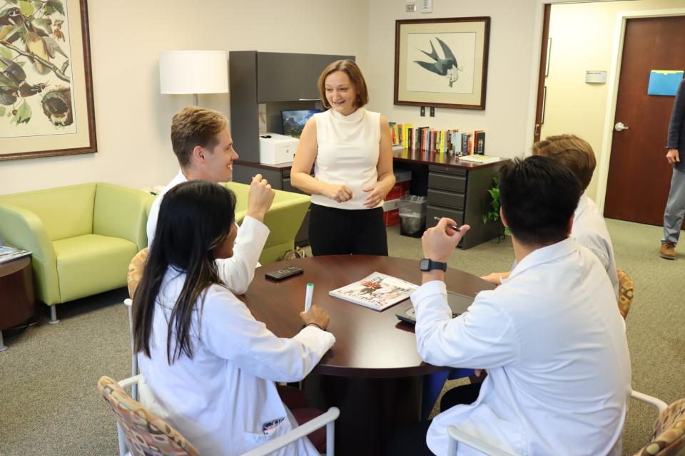 Dr. Elizabeth Gray (center) leads discussion with Medical College of Georgia students