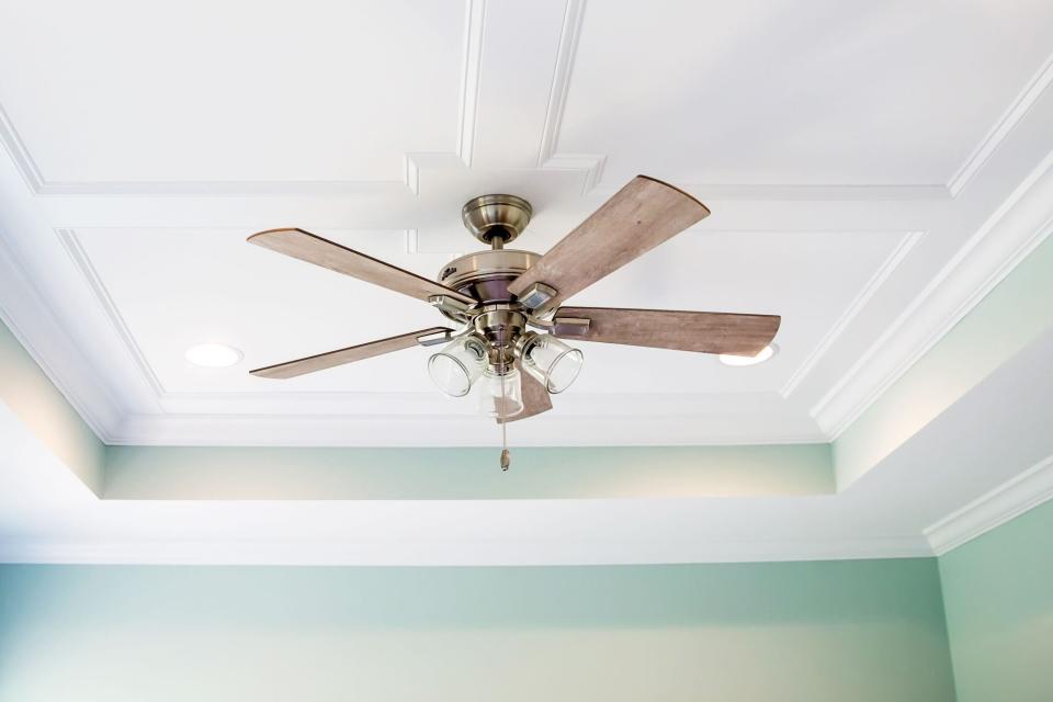 ceiling fan white ceiling