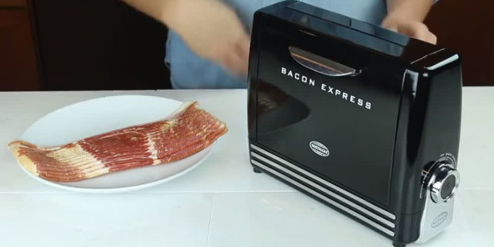 Nostalgia BCN6BK Bacon Express Crispy Grill