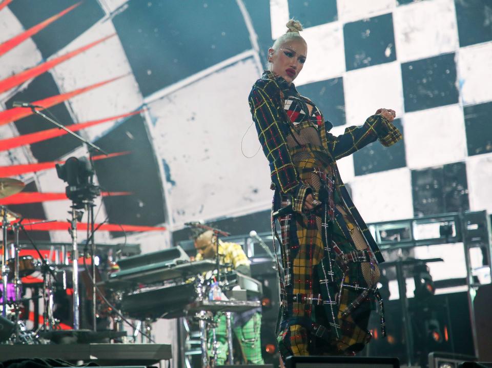 Prior to the band's reunion, Gwen Stefani had last performed with No Doubt in 2015.