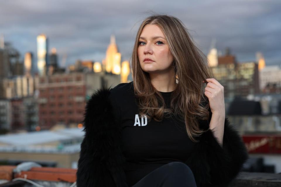 <div class="inline-image__caption"><p>Anna Delvey poses for a photo at her home on Nov. 16, 2022 in New York City. </p></div> <div class="inline-image__credit">Mike Coppola/AD</div>