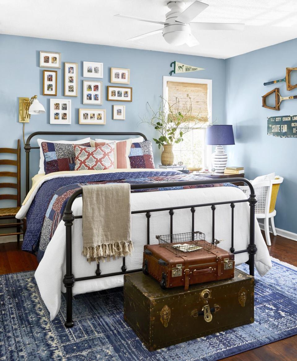 Coastal–Inspired Bedroom