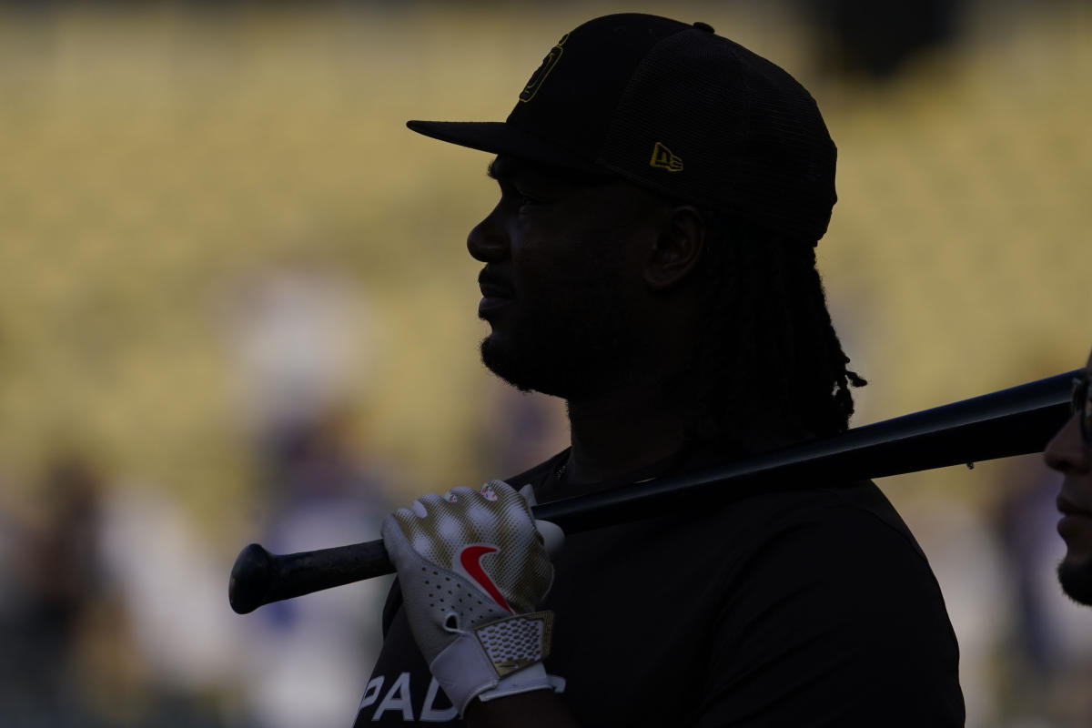 Josh Bell eager to bring his bat and power to 'scrappy' Guardians –  News-Herald