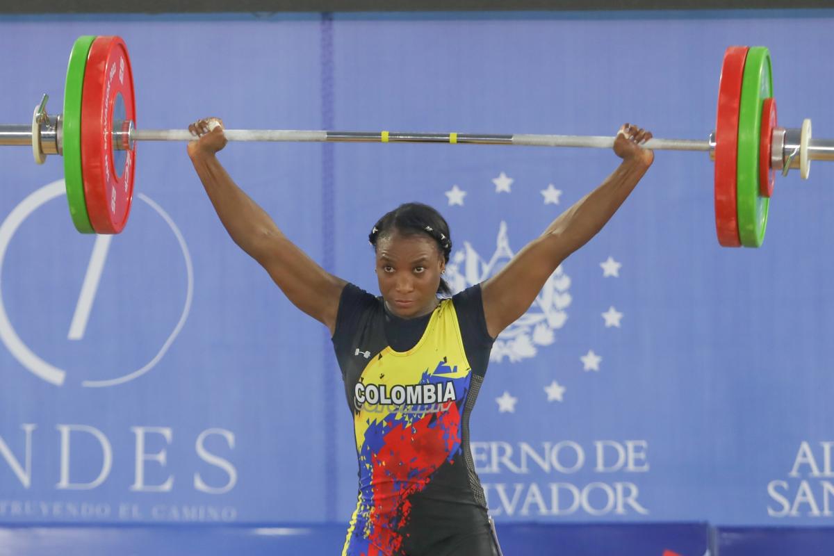 Gold medalists lead Colombian weightlifting team to World Cup in Saudi Arabia