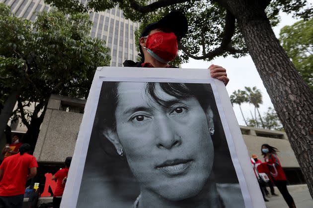 LOS ANGELES, CA - APRIL 24:. Members of the Burmese-American community hold a demonstration outside the Office of the Consulate General of Myanmar in Los Angeles on Saturday, April 24, 2021. Protesters denounced a coup by the military against the elected government of Myanmar leader Aung San Suu Kyi, which has been struggling with stability and the reported ethnic cleansing of the country's Muslim minority. (Luis Sinco / Los Angeles Times via Getty Images) (Photo: Luis Sinco via Getty Images)