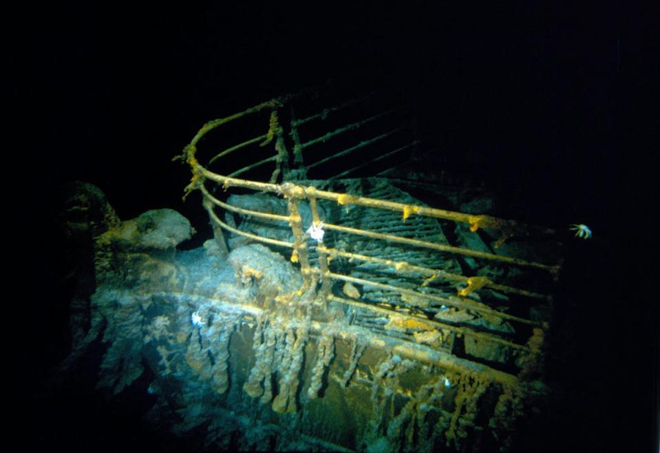 This handout image taken during the historical 1986 dive, courtesy of WHOI (Woods Hole Oceanographic Institution) and released February 15, 2023 shows the Titanic bow.