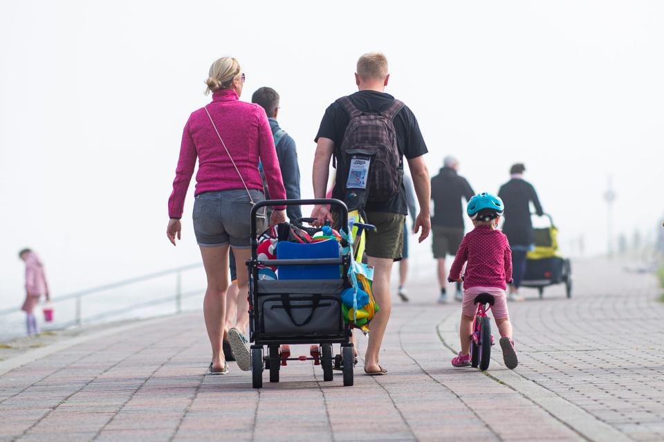 Die Deutschen sind zwar bekannt dafür, viel in den Urlaub zu fahren. Doch wie steht es um die Zahl ihrer Urlaubstage im EU-Vergleich? - Copyright: picture alliance, Kirchner-Media, Wedel