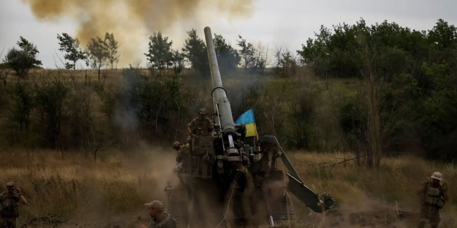 Defenders of Ukraine in position