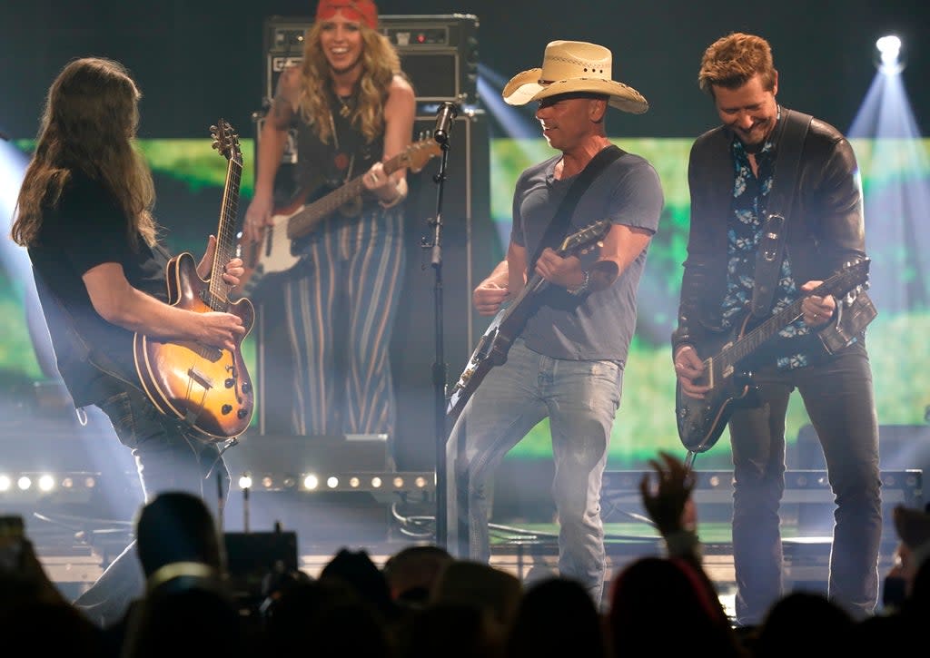 2022 CMT Music Awards - Show (Copyright 2022 The Associated Press. All rights reserved)