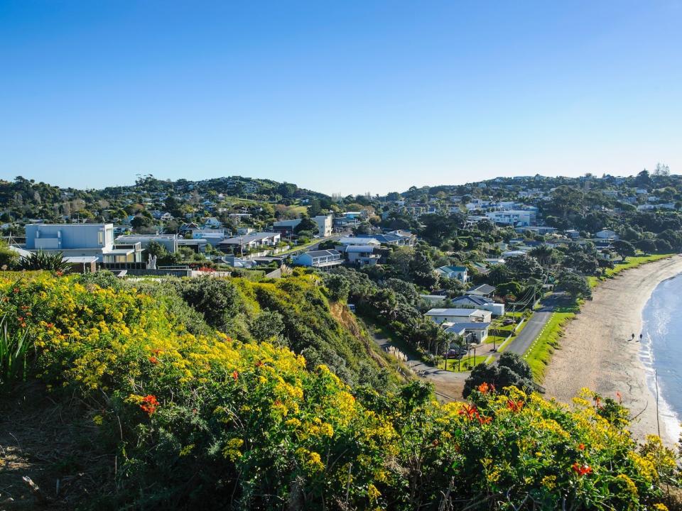 Oneroa beach on Waiheke Island, New Zealand.