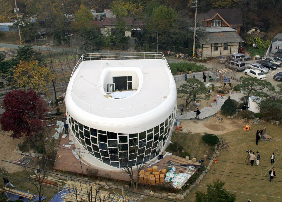 La casa con forma de retrete está en Corea del Sur. Foto: CHOI WON-SUK/Getty Images