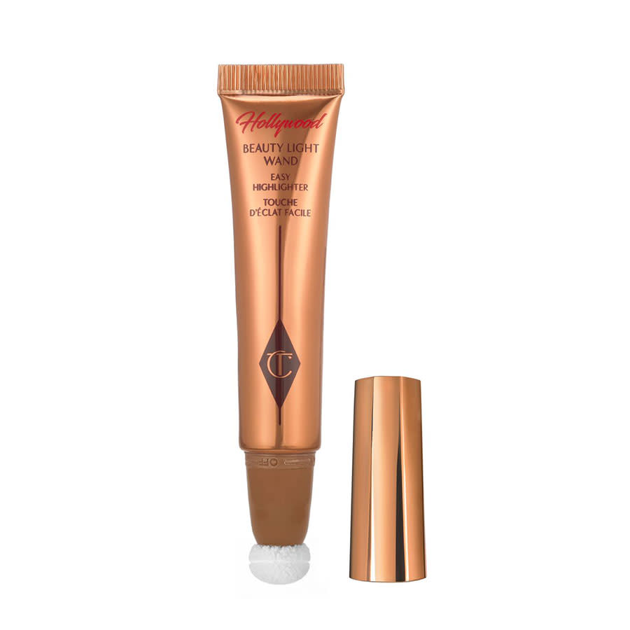 Charlotte Tilbury Hollywood Beauty Light Wand is a highlighting product every newbie needs. (Photo: Charlotte Tilbury)