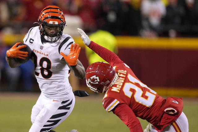 Joe Mixon becomes centerpiece of Bengals' depleted offense