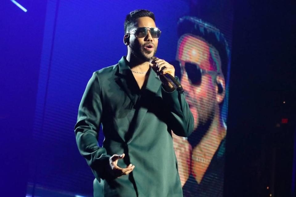 Romeo Santos trajo su gira 'Formula Vol. 3' a Fresno la noche del miércoles 4 de octubre, en el Save Mart Center.