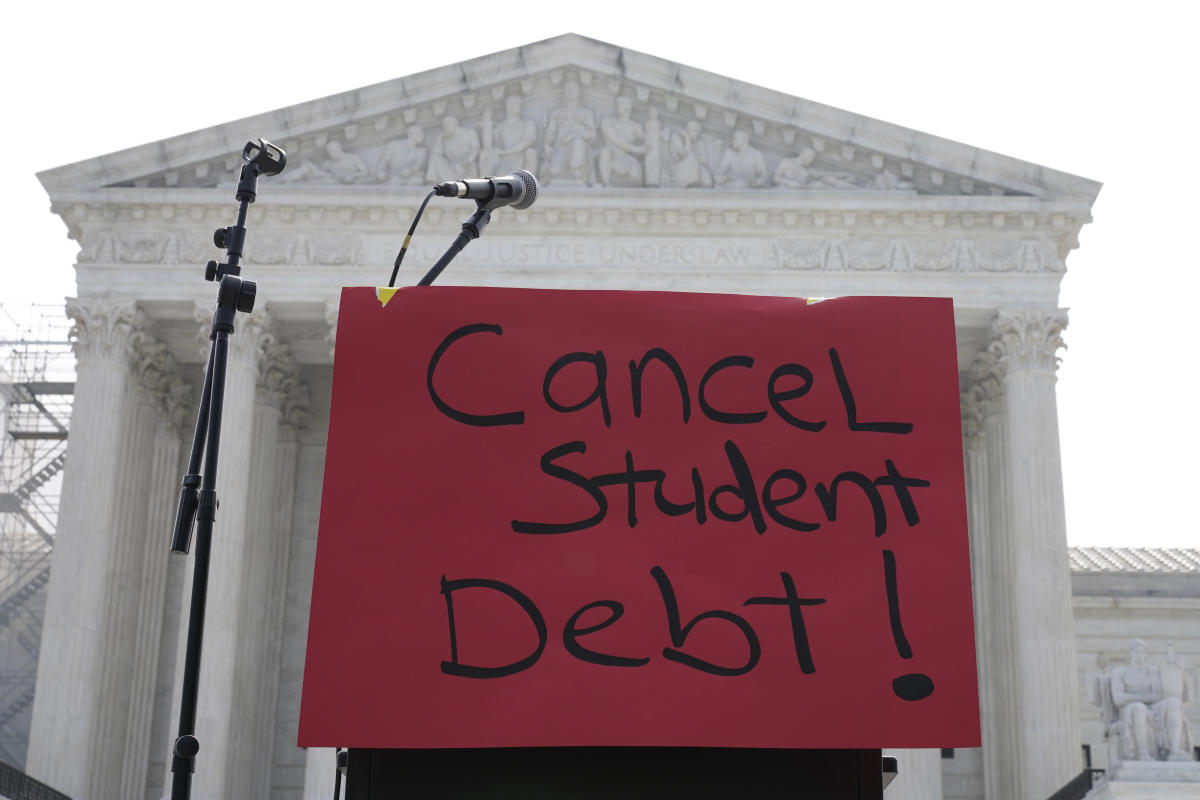 #SCOTUS rejects Biden’s plan to wipe away $400 billion in student loans